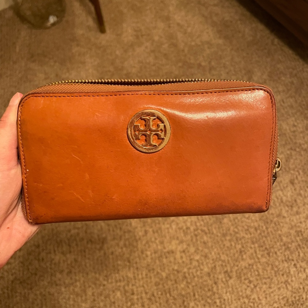 Vintage Brown/Tan Leather Tory Burch Wallet